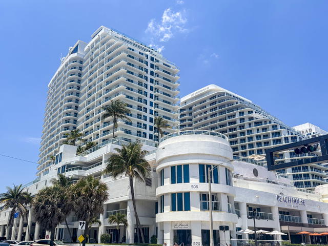 Q Club Resort  main photo
