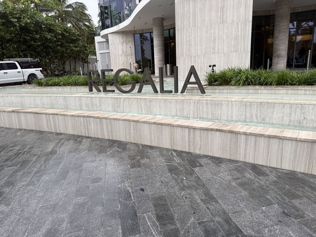Regalia photo 2