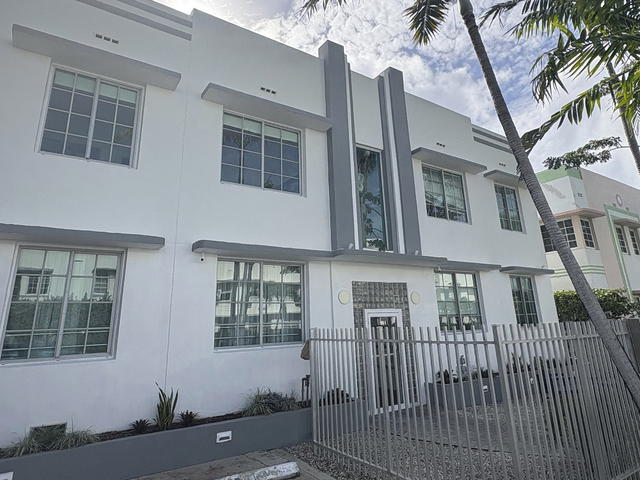 Selma Condo photo 3