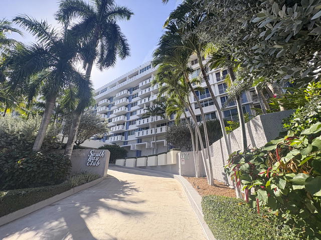 South Bay Club Condo photo 3