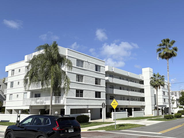 Sunshore Condo photo 2