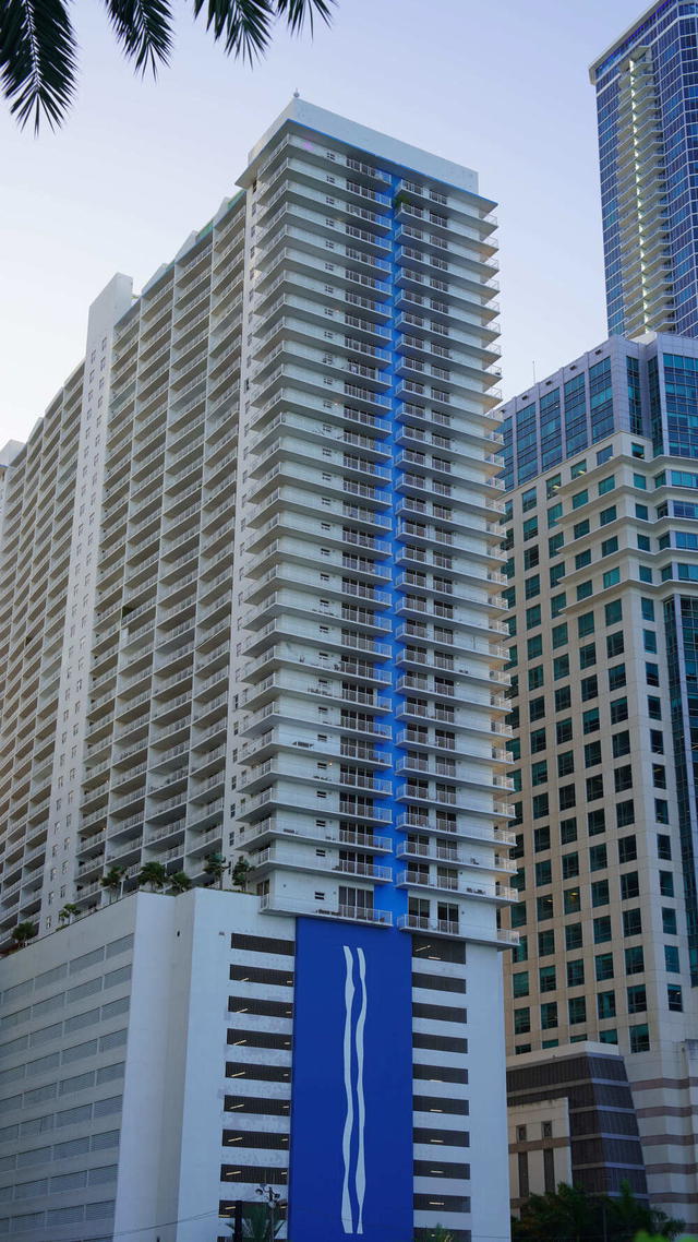 The Club at Brickell Bay  photo 4