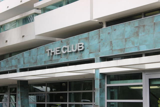 The Club  photo 2