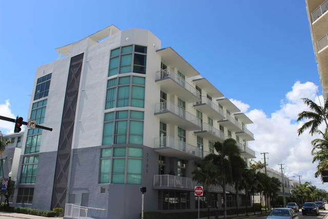 The Lofts at Hollywood Station  photo 2