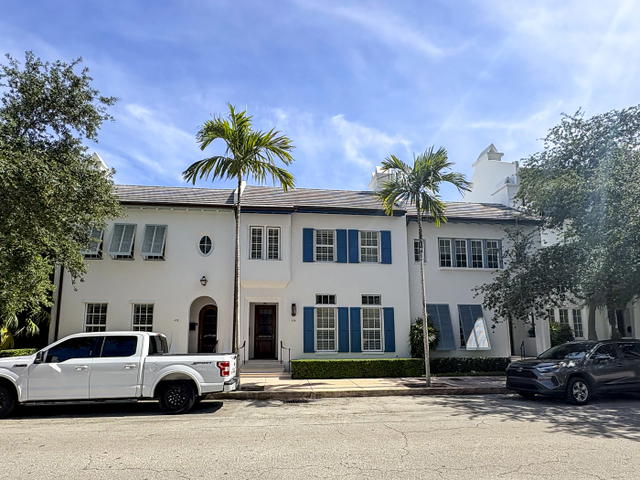 Town House on Valencia  photo 2