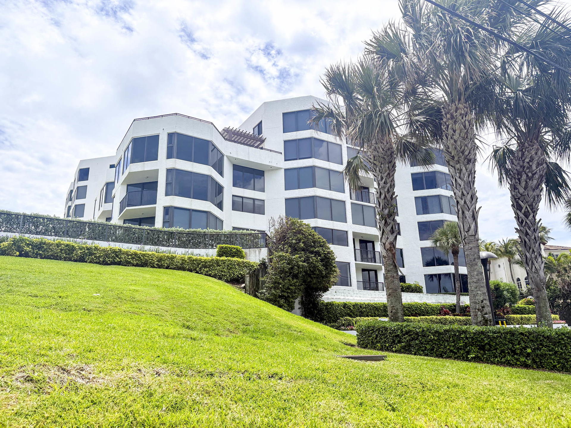 Townhouses of Highland Beach - 1