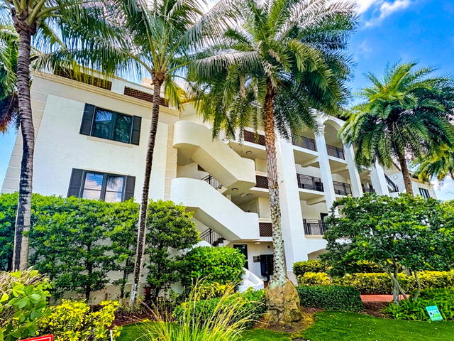 Vela Vista Condo photo 2