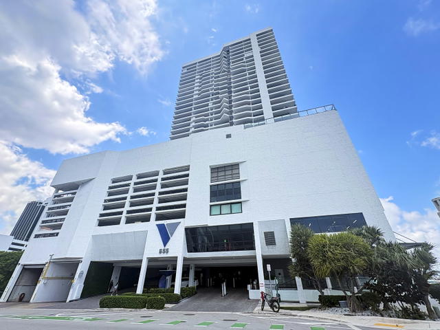 Venetia Condo photo 2