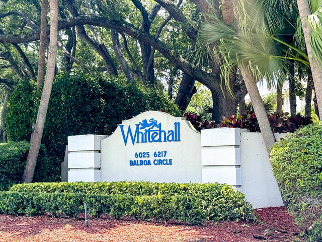 Whitehall Condo photo 3