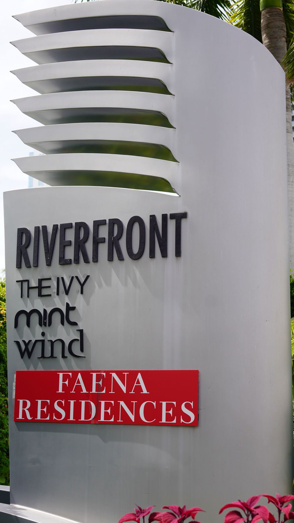 Wind condo main photo