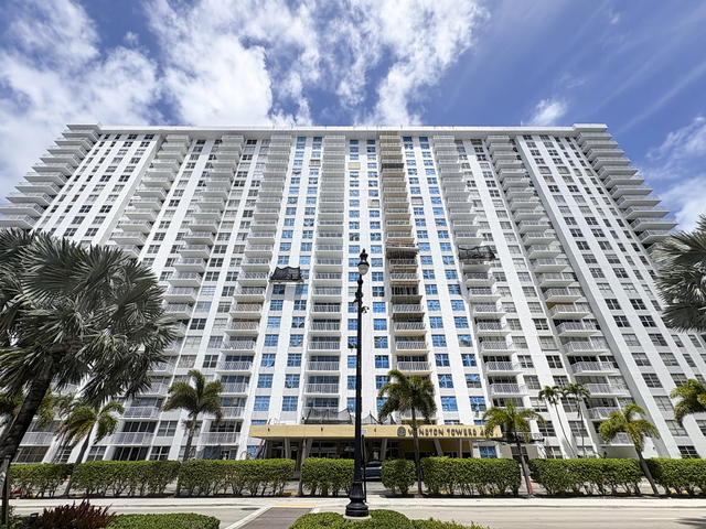 Winston Towers 400  photo 3